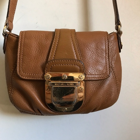 Michael Kors Crossbody Bag - Picture 2 of 8